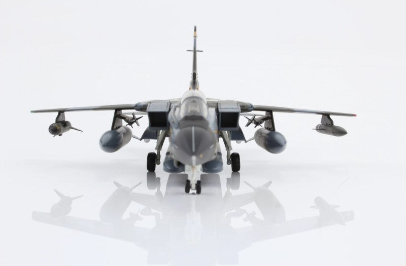 HOBBY MASTER RAF Marham Tornado GR.1 617 Sqn. 1:72 Model 1988  Dambusters ZA585