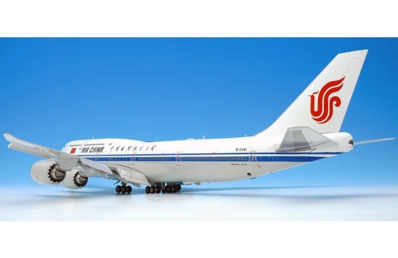 SQ Wings 1:200 Air China B747-8I B-2481 Flaps down DIECAST Model