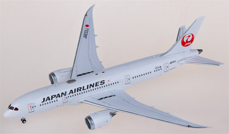 JC Wings Japan Airlines Boeing 787-8 Dreamliner JA833J 1:400