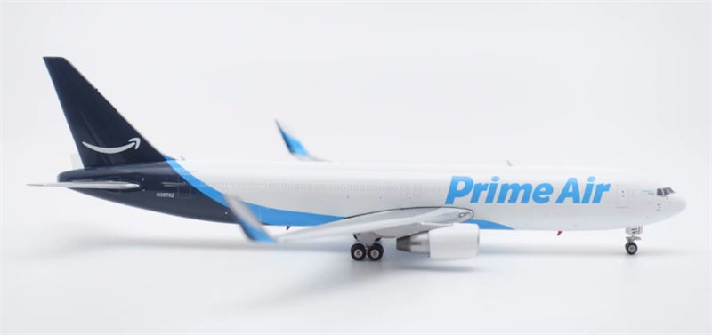 Phoenix 1:400 Prime Air B767-300ER N367AZ DIECAST Model
