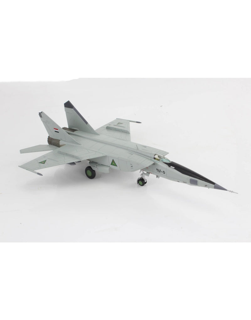 HOBBY MASTER Iraqi Air Force MiG-25RBT National Museum of the USAF 1:72 Model    25105