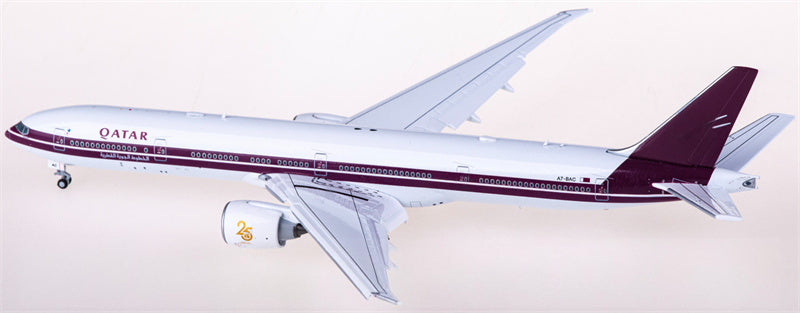 JC Wings Qatar Boeing 777-300ER A7-BAC Flaps Down 1:400 Diecast Model view 2