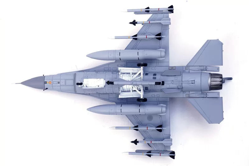 ALBATROS Taiwan Air Force F-16A  1:72 Model   Grey Sun 6688