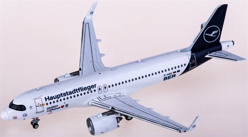 JC Wings Lufthansa Airbus A320neo D-AINZ 1:400 Diecast Model view 4