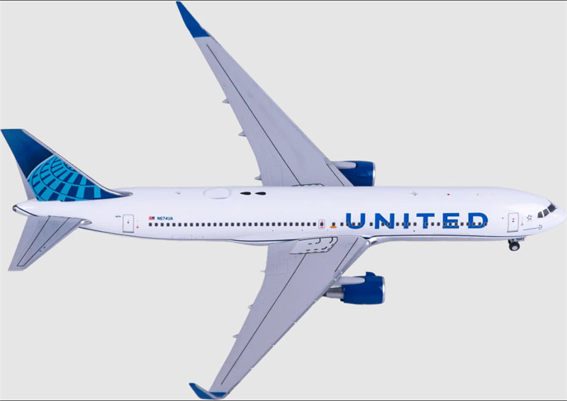 NG Models 1:400 United Airlines Boeing 767-300ER N674UA  DIECAST Model