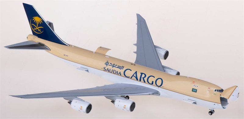 JC Wings Saudia Cargo Boeing 747-8F HZ-A13 Cabin Open 1:400 Diecast Model view 2