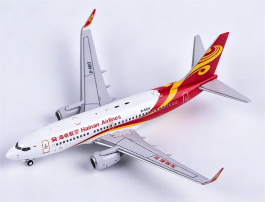CW Model 1:400 Hainan Airlines Boeing 737-700 B-5813  DIECAST Model