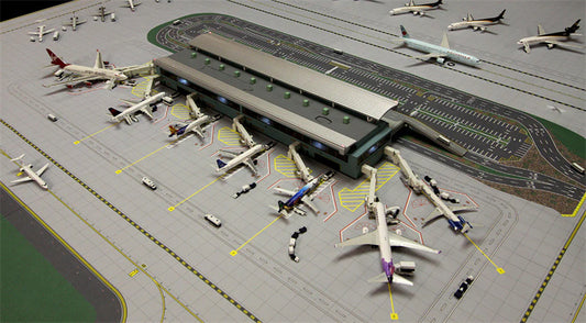 Geminijets 1:400 Airport Terminal (Excluding aircraft, vehicles, drawings) Model