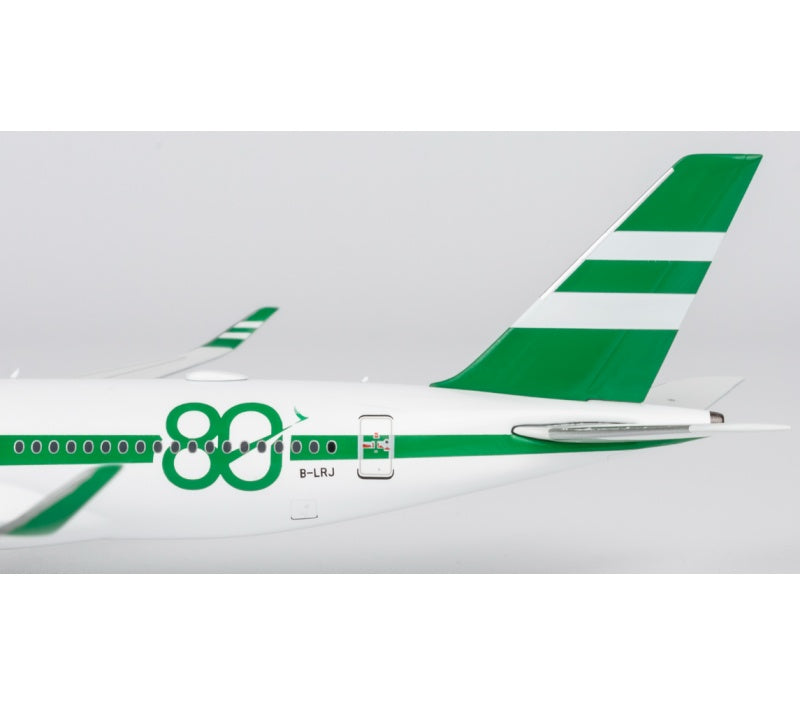 NG Models 1:400 Cathay Pacific Airways A350-900 B-LRJ Regular version DIECAST Model