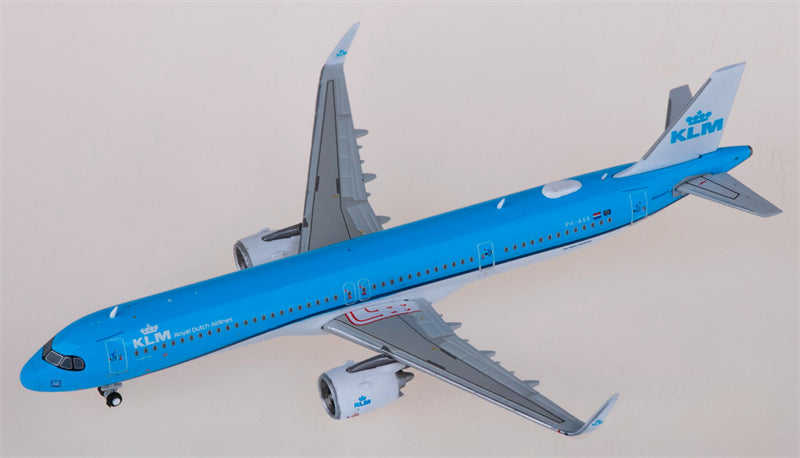Geminijets KLM Airbus A321neo PH-AXA 1:400 Diecast Model view 2