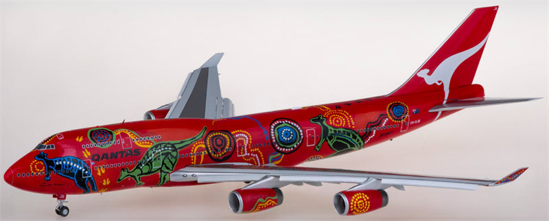 JC Wings Qantas Boeing 747-400 VH-OJB Flaps Down 1:200 Diecast Model view 1