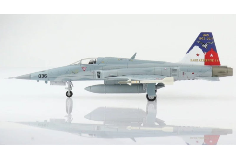 HOBBY MASTER F-5E Tiger II "Sion iger"036, Fliegerstaffel 19, Sion Air Base Closure, 2017 1/72 Aircraft Pre-built Model
