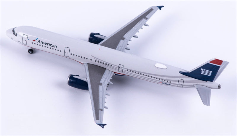 Herpa American Airlines Airbus A321 N578UW 1:500 Diecast Model view 3