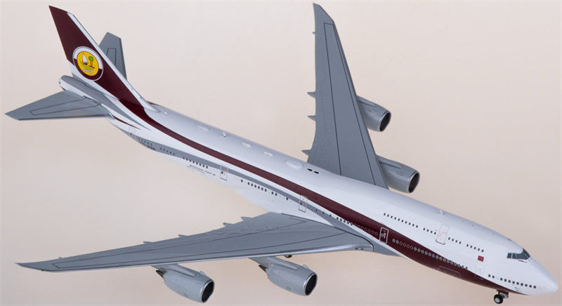 JC Wings Worldwide Aircraft Holding Boeing 747-8 BBJ VQ-BSK 1:400 Diecast Model view 2