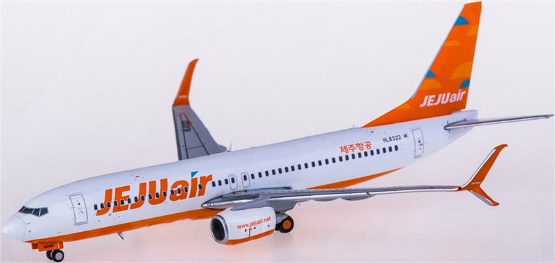 JC Wings JEJUair Boeing 737-800 HL8322 1:400 Diecast Model view 1