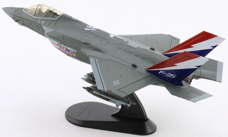HOBBY MASTER USAF / Wisconsin ANG F-35A 176th FS 1:72 Model 2004  1000th Lightning II 22-5696