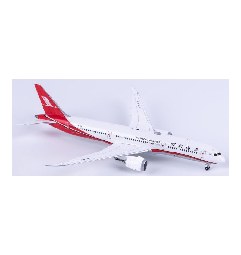 SQ Wings 1:200 Shanghai Airlines Boeing 787-9 B-1113  DIECAST Model