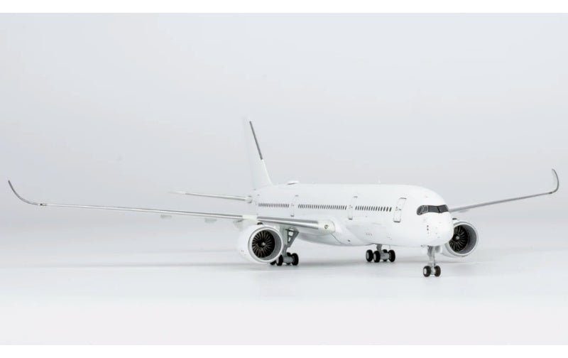 NG Models 1:400 A350-900 DIECAST Model