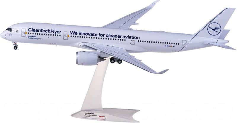 Herpa Lufthansa Airbus A350-900 D-AIVD 1:200 ABS Model view 2