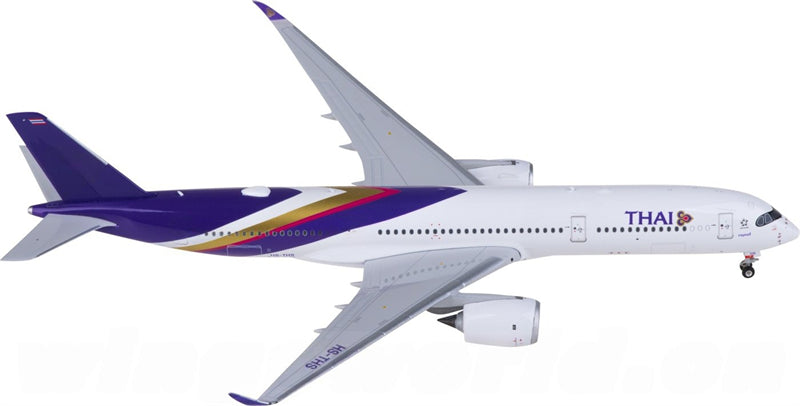 Phoenix Thai Airways Airbus A350-900 HS-THS 1:400 Diecast Model view 3