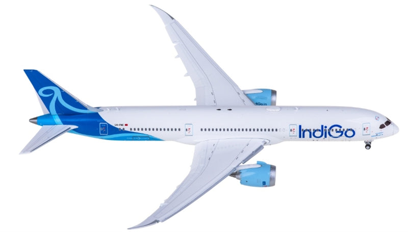 JC Wings Indigo Boeing 787-9 Dreamliner LN-FNC flaps down 1:400 Diecast Model view 4