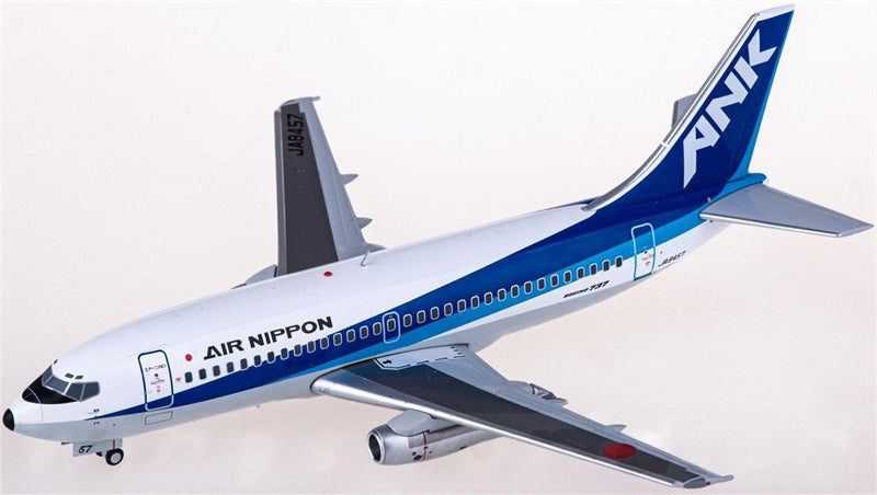 JC Wings ANA Boeing 737-200 JA8457 1:200 Diecast Model view 1