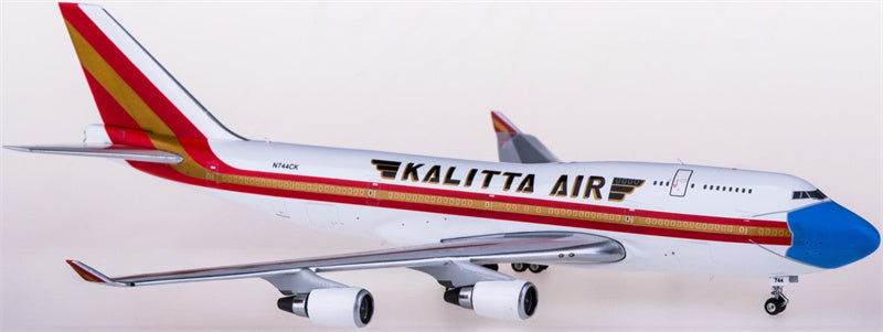 Phoenix Kalitta Air Boeing 747-400 N744CK 1:400 Diecast Model view 3