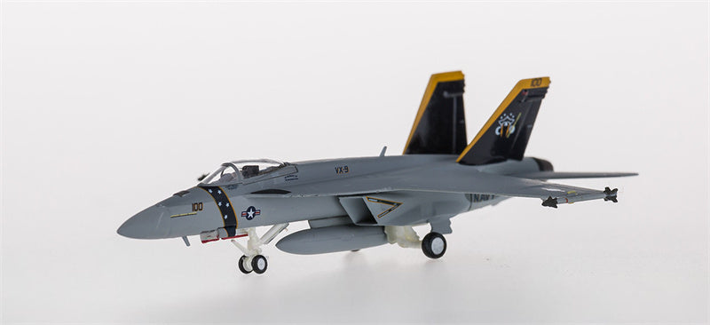 Hogan US Navy Boeing F/A-18E Super Hornet VX-9 Evaluators XE 100 1:200 Diecast Model view 4