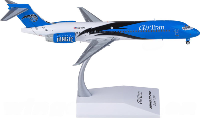 JC Wings AirTran Airways Boeing 717-200 N949AT 1:200 Diecast Model view 2