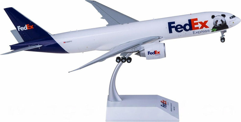 JC Wings FedEx Boeing 777-200LRF N885FD 1:200 Diecast Model view 2