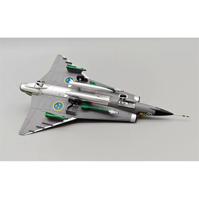 Aviation Swedish Air Force Saab J35J  1:72 Model   Splinter Scheme