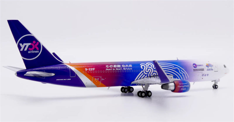 JC Wings YTO Airlines Boeing 767-300ERF B-221F 1:400 Aircraft Model