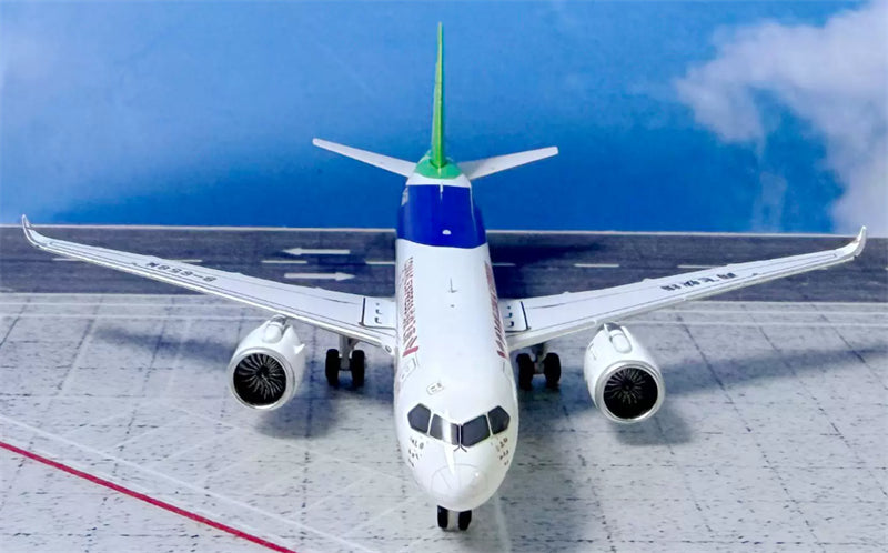 PandaModel 1:400 COMAC C919-100ER B-658M DIECAST Model