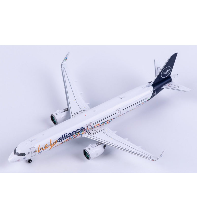 JC Wings 1:400 Lufthansa Airbus A321neo D-AIEP  DIECAST Model