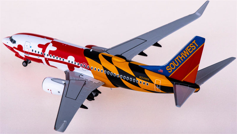NG Models Southwest Airlines Boeing 737-700 N214WN 1:400 Diecast Model view 4
