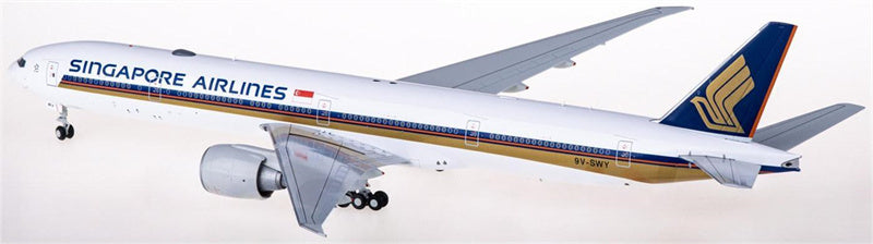 JC Wings Singapore Airlines Boeing 777-300ER 9V-SWY 1:200 Airplan Diecast Model view 2