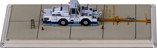JC Wings ANA WT500E Towing Tractor 1:200 Accessory Model view 1