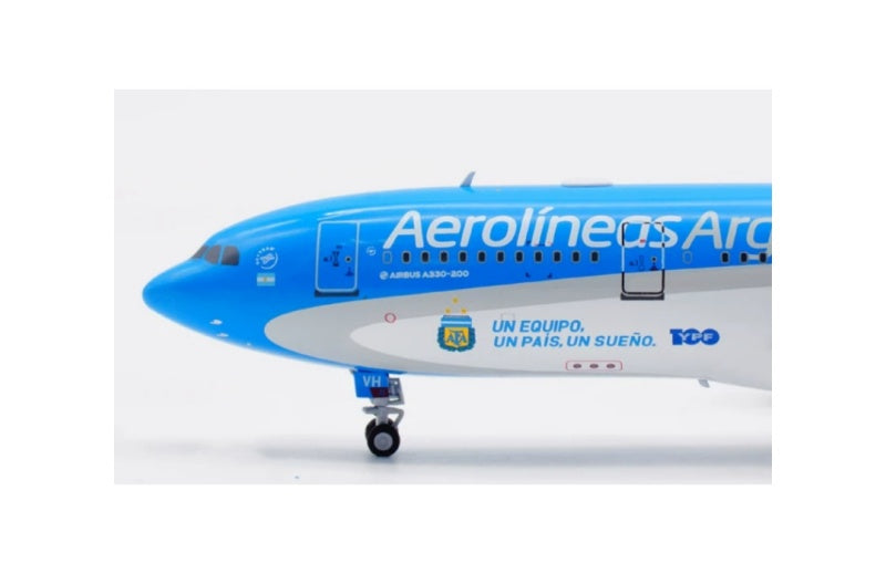 B-Models 1:200 Aerolineas Argentinas A330-200 LV-FVH  DIECAST Model
