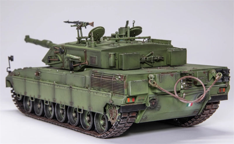 AM Italian Ram main battle tank Ariete 1:35 Tank Pre-built Model