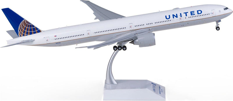 JC Wings United Airlines Boeing 777-300ER N2534U Flaps Down 1:200 Diecast Model view 1