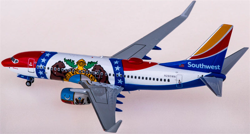 NG Models Southwest Airlines Boeing 737-700 N280WN 1:400 Diecast Model view 3