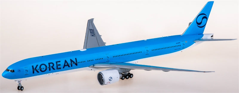 JC Wings Korean Air Boeing 777-300ER HL8008 1:200 Diecast Model view 2