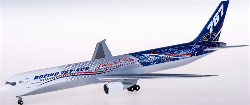 Hogan Boeing 767-400 N76400 1:200 ABS Model view 2