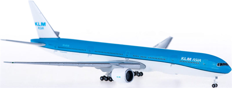 Herpa KLM Asia Boeing 777-300ER PH-BVB 1:500 Diecast Model view 4