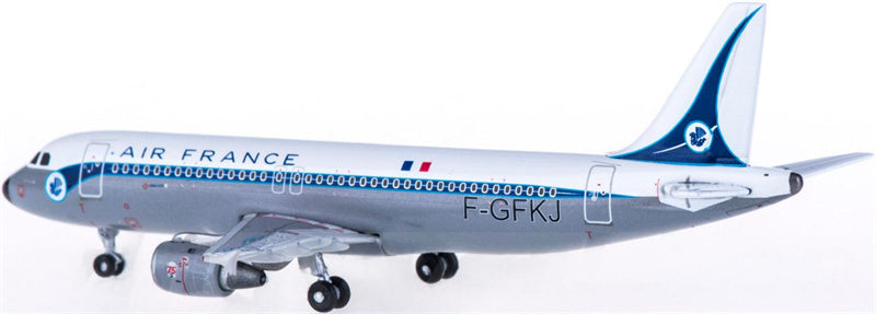 Phoenix Air France Airbus A320 F-GFKJ 1:400 Diecast Model view 4