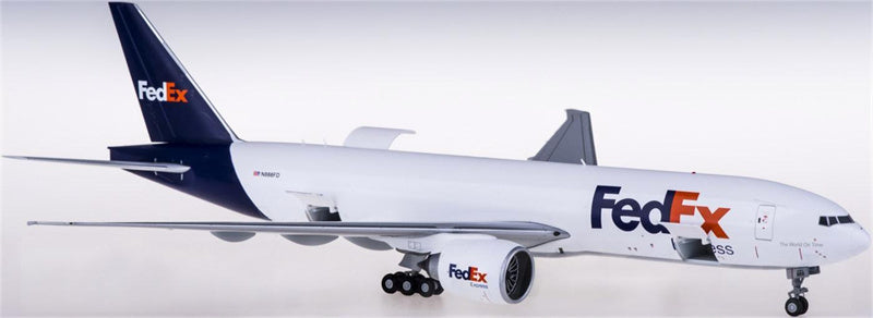 Geminijets FedEx Boeing 777-200LRF N888FD Interactive Series 1:200 Diecast Model view 1