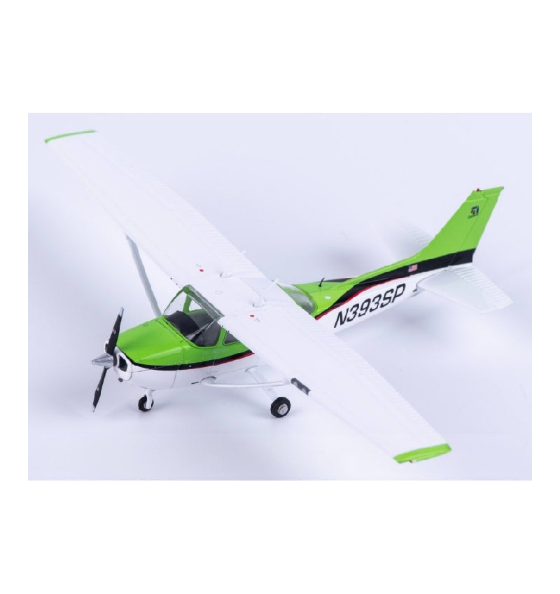 Geminijets 1:72 Cirrus Aviation Cessna 172S N393SP  DIECAST Model