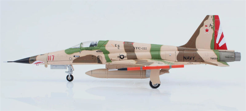 HOBBY MASTER USN F-5N VFC-111 1:72 Model 2014 761533/Red 117