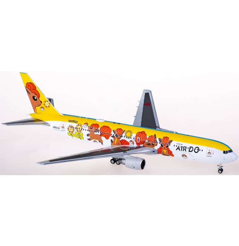 JC Wings Air Do Boeing 767-300ER JA607A 1:200 Aircraft Pre-built  Airliner Model Display