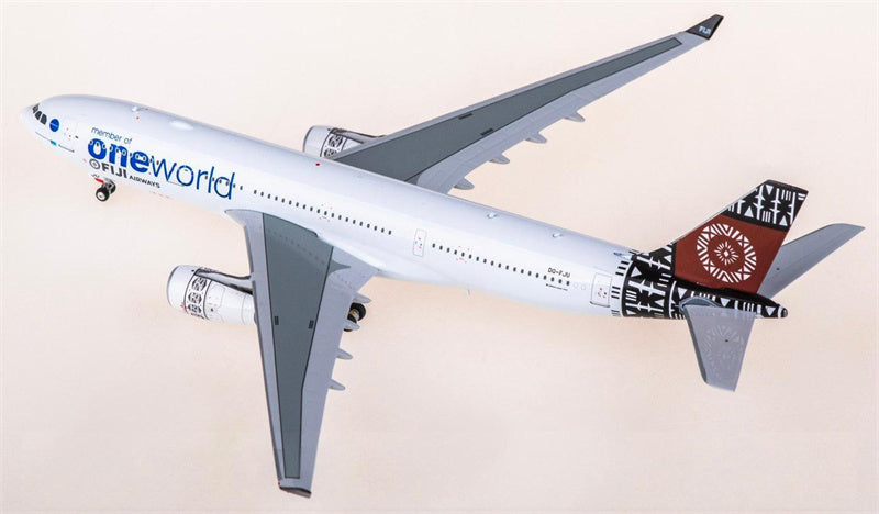 Phoenix Fiji Airways Airbus A330-200 DQ-FJU 1:400 Aircraft Model